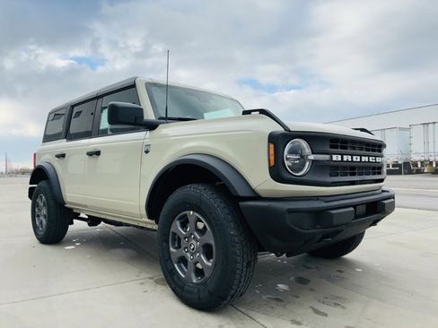 New 2025 Ford Bronco Big Bend image 7