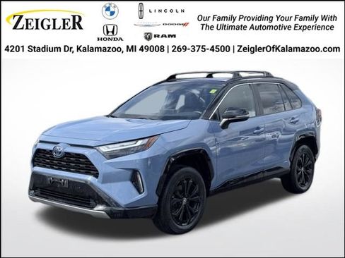 Used 2022 Toyota RAV4 XSE w/ XSE Grade Weather Package AWD/4WD image 1