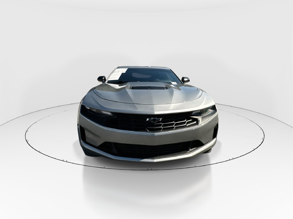 Used 2024 Chevrolet Camaro LT w/ Technology Package RWD image 3