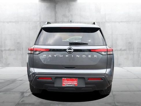 Certified 2025 Nissan Pathfinder SV FWD image 6