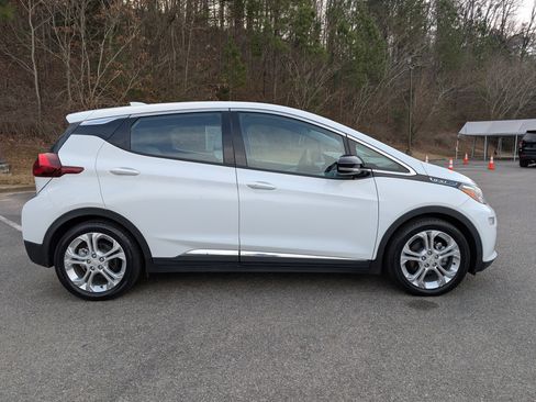 Used 2020 Chevrolet Bolt LT image 10