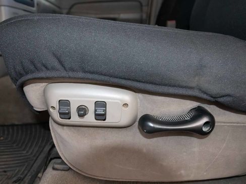 Used 2004 Dodge Ram 2500 Truck SLT w/ Trailer Tow Group image 11