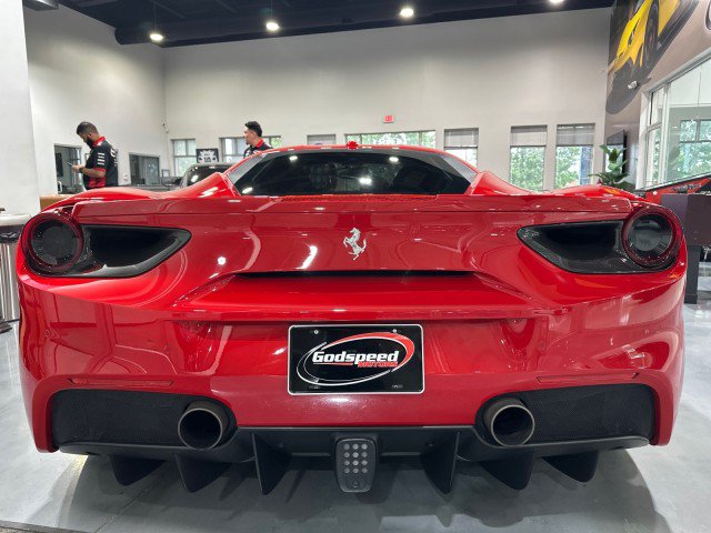 Used 2016 Ferrari 488 GTB RWD image 36
