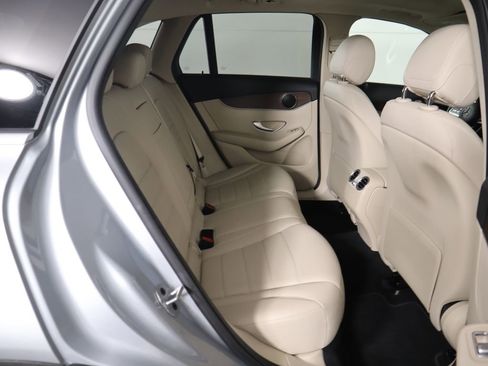 Certified 2022 Mercedes-Benz GLC 300 image 22