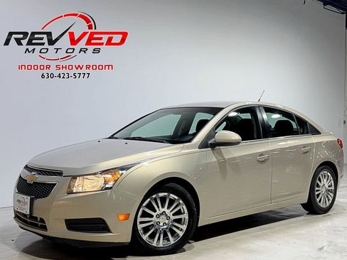 Used 2011 Chevrolet Cruze Eco image 1