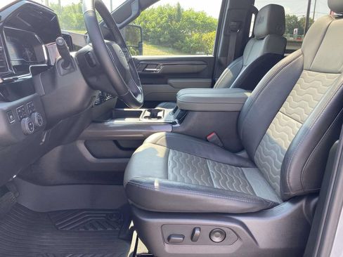 Used 2024 Chevrolet Silverado 2500 ZR2 w/ ZR2 Bison Edition AWD/4WD image 16