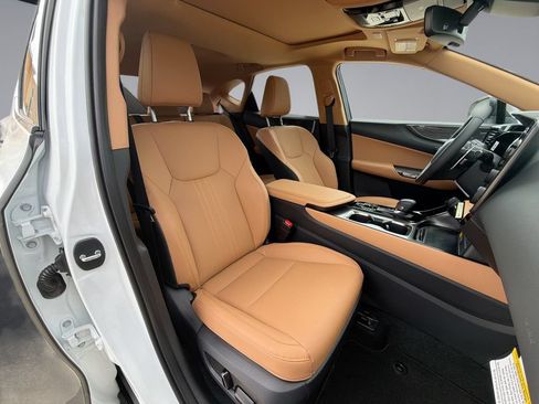Used 2026 Lexus NX 350 AWD w/ Accessory Package (Z2) image 16