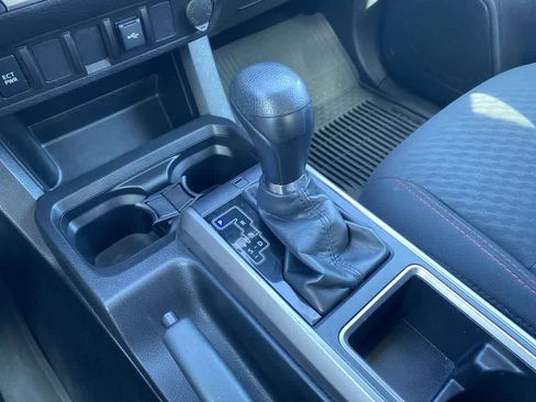 Used 2022 Toyota Tacoma SR5 image 19