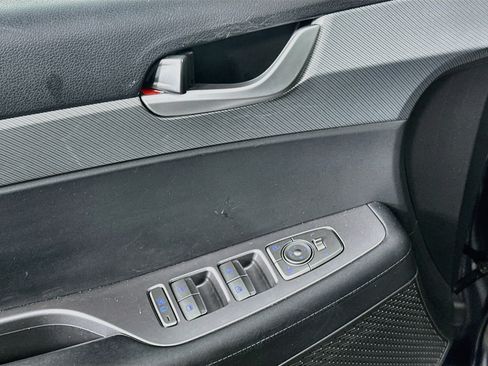 Used 2025 Hyundai Palisade SEL FWD image 15