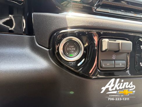 New 2026 Chevrolet Silverado 1500 RST w/ Redline Edition AWD/4WD image 18
