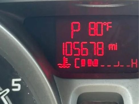 Used 2013 Ford Fiesta SE image 8