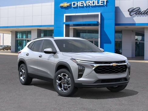 New 2026 Chevrolet Trax LT w/ Driver Confidence Package image 33