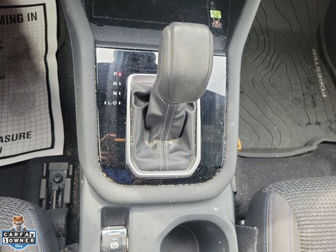 Used 2025 Subaru Forester Premium AWD/4WD image 23