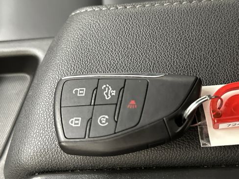 Used 2025 GMC Sierra 1500 SLT image 46