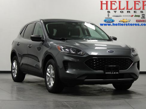 Used 2022 Ford Escape SE w/ Cold Weather Package AWD/4WD image 1