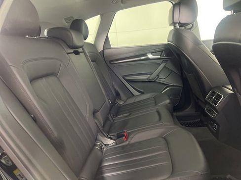 Used 2019 Audi Q5 2.0T Premium Plus w/ Premium Plus Package image 16