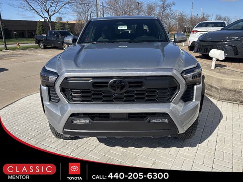 Certified 2026 Toyota Tacoma TRD Off-Road AWD/4WD image 4
