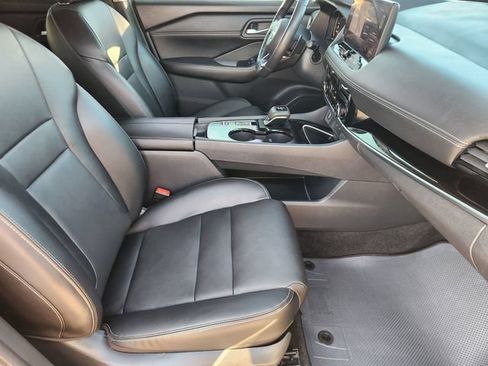 Used 2024 Nissan Rogue SL w/ SL Premium Package FWD image 14