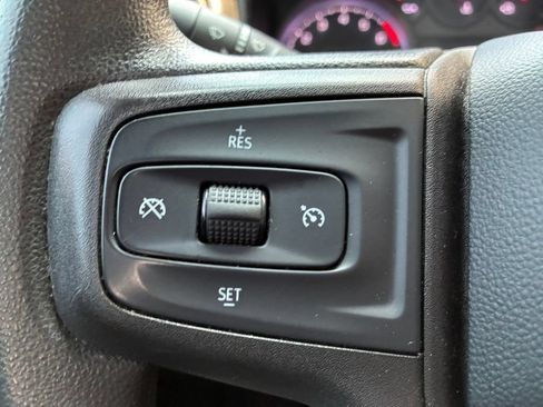 Used 2020 Chevrolet Silverado 1500 Custom w/ Custom Value Package AWD/4WD image 22