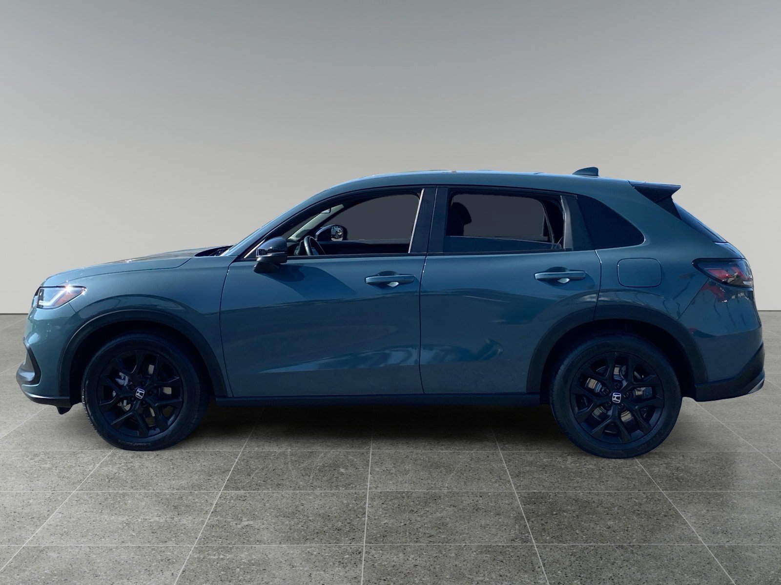 Used 2024 Honda HR-V Sport image 2
