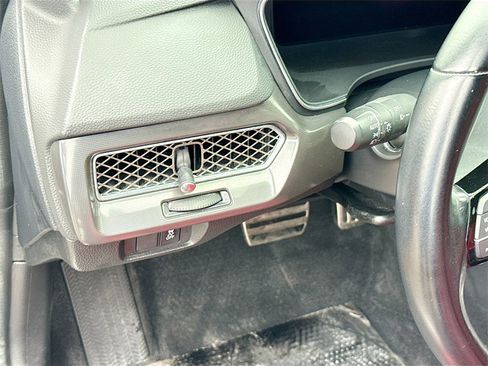 Used 2023 Acura Integra A-Spec image 11