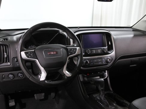 Used 2019 GMC Canyon SLE w/ SLE Convenience Package image 7