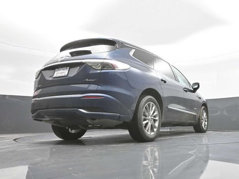 Used 2024 Buick Enclave Avenir w/ Avenir Technology Package AWD/4WD image 42