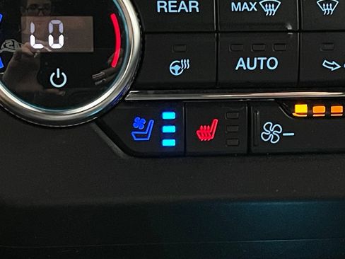 Used 2020 Ford Expedition Max Limited w/ Equipment Group 302A AWD/4WD image 7