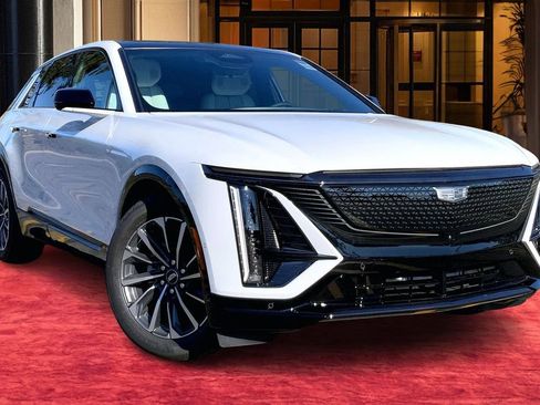 New 2026 Cadillac Lyriq Premium Sport AWD/4WD image 2