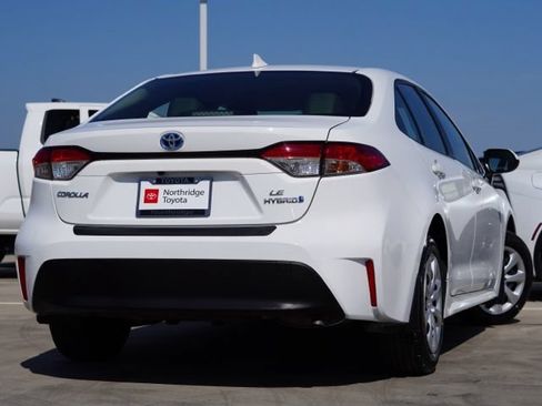 Used 2024 Toyota Corolla LE FWD image 7