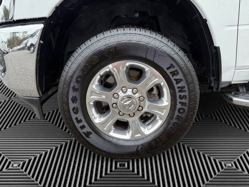 Used 2024 RAM 3500 Big Horn image 9