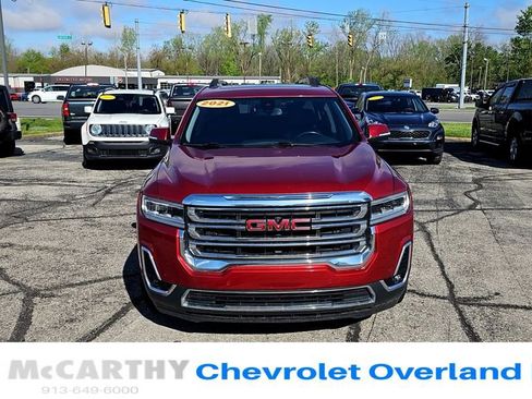 Used 2021 GMC Acadia SLT w/ Preferred Package AWD/4WD image 4
