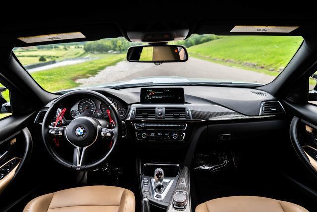 Used 2016 BMW M3 RWD image 16