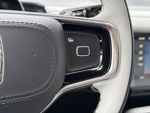 New 2026 Lincoln Navigator L Black Label AWD/4WD image 24