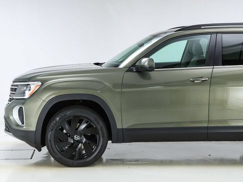 New 2026 Volkswagen Atlas SE FWD image 42