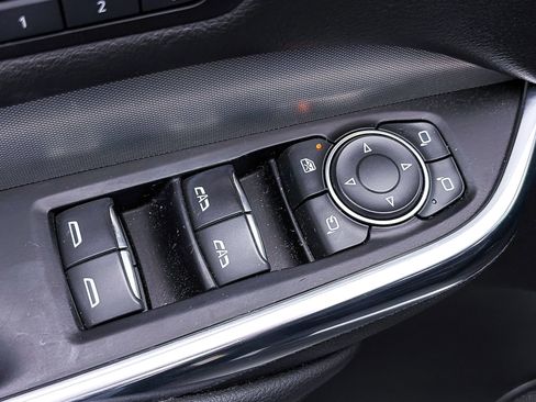 Used 2020 Cadillac XT4 Premium Luxury image 11