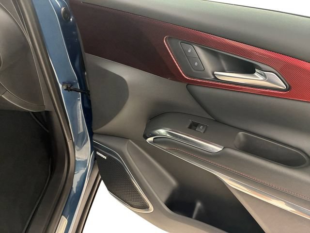 Used 2025 Chevrolet Traverse Z71 w/ Enhanced Driving Package AWD/4WD image 15