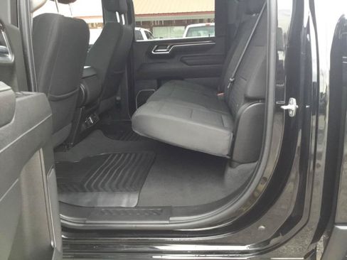 Used 2025 Chevrolet Silverado 2500 LT w/ Trail Boss Package AWD/4WD image 33