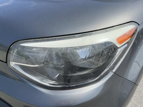 Used 2016 Kia Soul FWD image 9