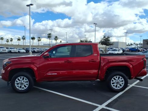 Certified 2025 Toyota Tacoma SR5 image 7