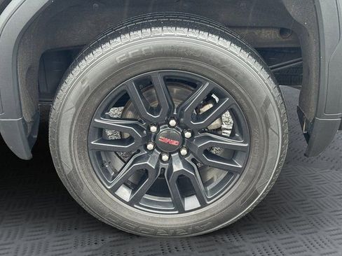 Used 2020 GMC Sierra 1500 Elevation w/ Elevation Value Package image 29