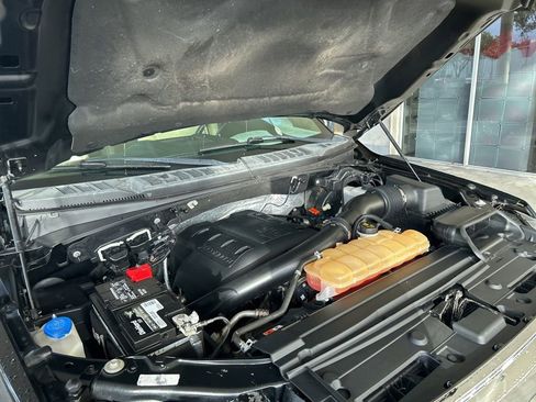 Used 2016 Ford F150 Lariat w/ Equipment Group 502A Luxury image 12