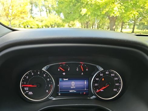 Used 2021 GMC Acadia SLE w/ Driver Convenience Package AWD/4WD image 22