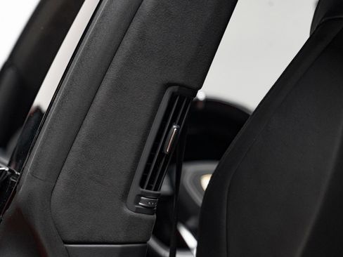 Used 2020 Lamborghini Urus AWD/4WD image 52