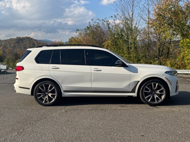 Used 2022 BMW X7 M50i AWD/4WD image 7