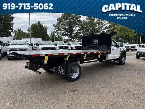 New 2025 Ford F550 2WD Regular Cab Super Duty w/ XL Chrome Package image 8