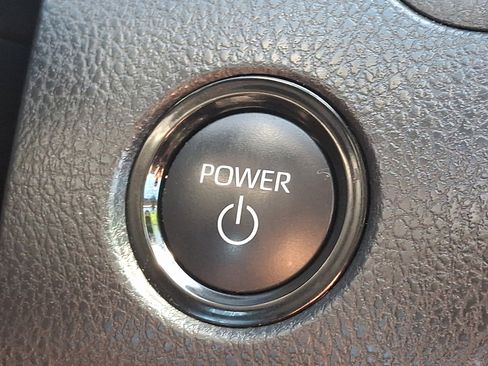 Used 2025 Toyota Camry LE FWD image 23