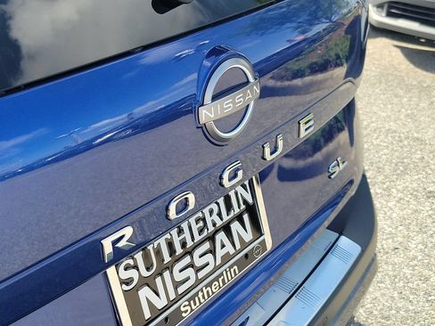 Certified 2023 Nissan Rogue SL FWD image 6