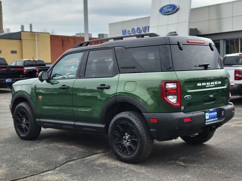 Used 2025 Ford Bronco Sport Badlands image 3