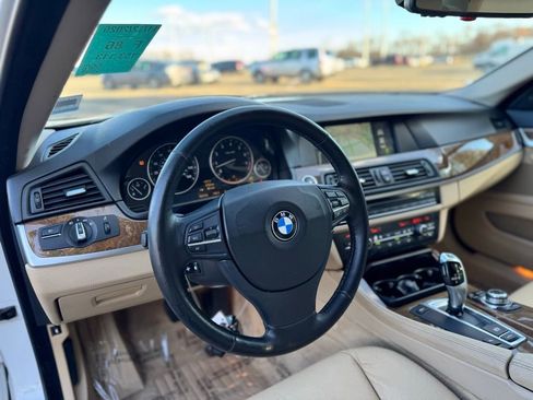 Used 2011 BMW 535i 535i image 3